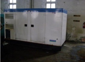 阿巴嘎康明斯150kw大型柴油二手发电机组 阿巴嘎康明斯150kw大型柴油二手发电机组